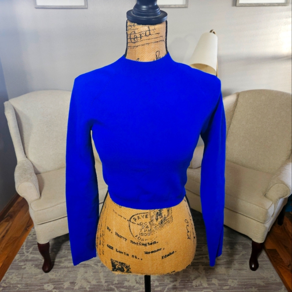 Cos cropped sweater xs